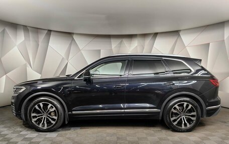 Volkswagen Touareg III, 2021 год, 4 649 000 рублей, 5 фотография
