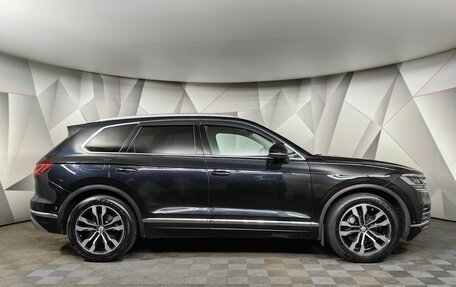 Volkswagen Touareg III, 2021 год, 4 649 000 рублей, 6 фотография