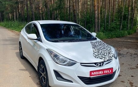 Hyundai Elantra V, 2014 год, 950 000 рублей, 1 фотография