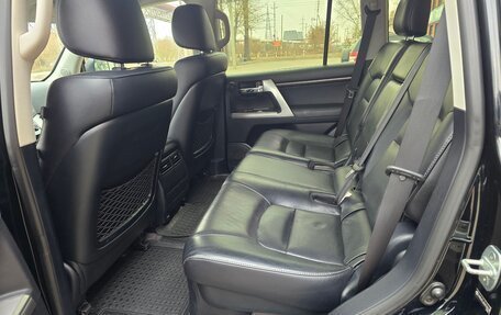 Toyota Land Cruiser 200, 2013 год, 3 590 000 рублей, 21 фотография