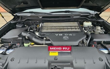 Toyota Land Cruiser 200, 2013 год, 3 590 000 рублей, 28 фотография