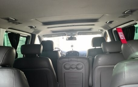 Hyundai Grand Starex Grand Starex I рестайлинг 2, 2010 год, 1 490 000 рублей, 7 фотография