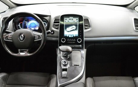 Renault Espace V рестайлинг, 2016 год, 1 650 000 рублей, 14 фотография