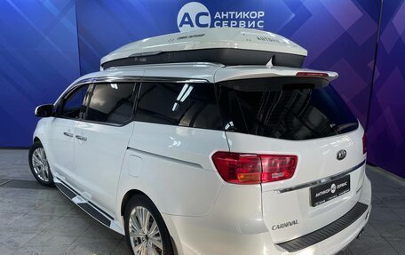 KIA Carnival III, 2018 год, 2 990 000 рублей, 6 фотография