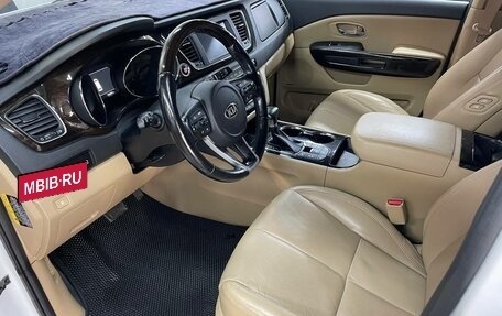 KIA Carnival III, 2018 год, 2 990 000 рублей, 14 фотография