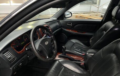 Hyundai Sonata IV рестайлинг, 2005 год, 350 000 рублей, 3 фотография