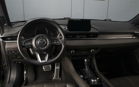 Mazda 6, 2019 год, 2 800 000 рублей, 6 фотография