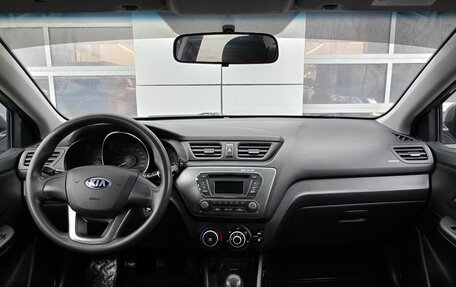 KIA Rio III рестайлинг, 2013 год, 735 000 рублей, 7 фотография