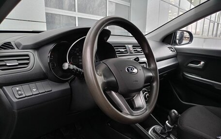 KIA Rio III рестайлинг, 2013 год, 735 000 рублей, 5 фотография