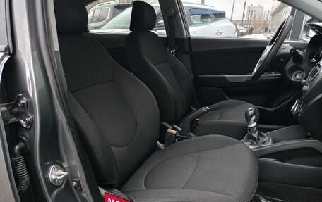 KIA Rio III рестайлинг, 2013 год, 735 000 рублей, 14 фотография