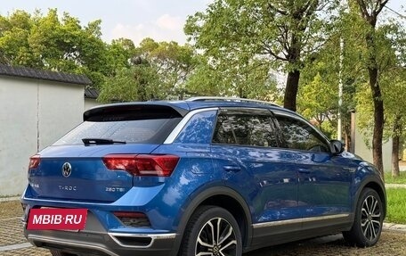 Volkswagen T-Roc I, 2021 год, 1 850 000 рублей, 5 фотография