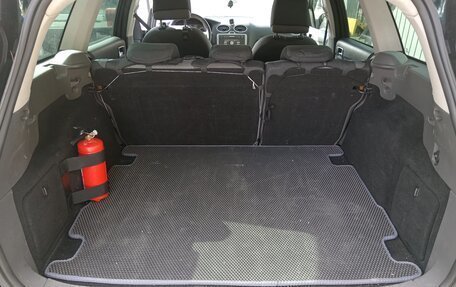 Ford Focus II рестайлинг, 2005 год, 400 000 рублей, 15 фотография