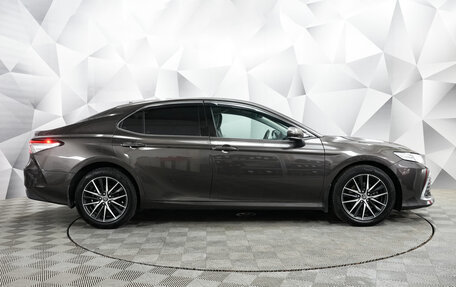 Toyota Camry, 2021 год, 2 992 000 рублей, 6 фотография