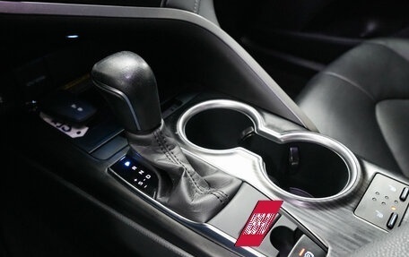 Toyota Camry, 2021 год, 2 992 000 рублей, 19 фотография