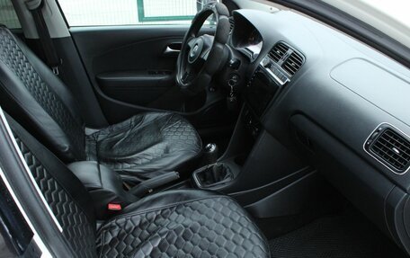 Volkswagen Polo VI (EU Market), 2011 год, 550 000 рублей, 18 фотография