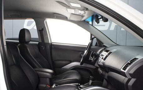 Mitsubishi Outlander III рестайлинг 3, 2010 год, 1 400 000 рублей, 8 фотография