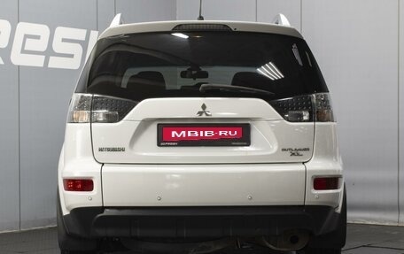 Mitsubishi Outlander III рестайлинг 3, 2010 год, 1 400 000 рублей, 4 фотография