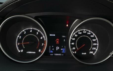 Mitsubishi Outlander III рестайлинг 3, 2010 год, 1 400 000 рублей, 15 фотография