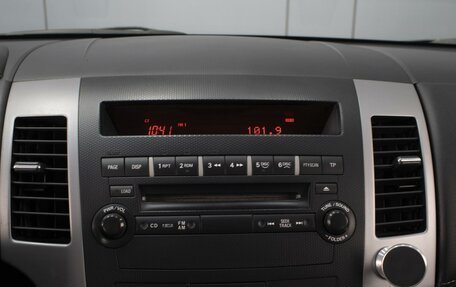 Mitsubishi Outlander III рестайлинг 3, 2010 год, 1 400 000 рублей, 19 фотография