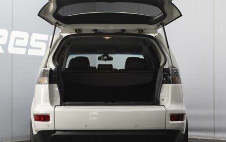 Mitsubishi Outlander III рестайлинг 3, 2010 год, 1 400 000 рублей, 20 фотография