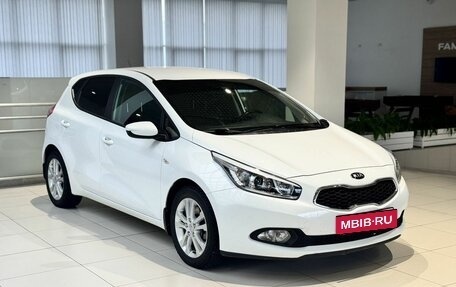 KIA cee'd III, 2015 год, 1 555 000 рублей, 3 фотография
