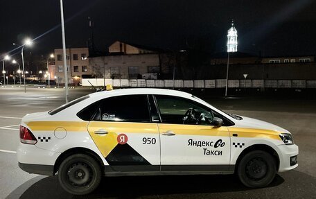 Volkswagen Polo VI (EU Market), 2017 год, 750 000 рублей, 4 фотография