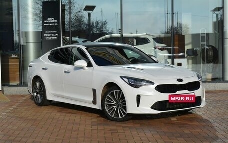 KIA Stinger I, 2018 год, 1 900 000 рублей, 3 фотография