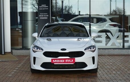 KIA Stinger I, 2018 год, 1 900 000 рублей, 2 фотография