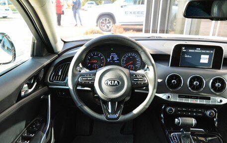 KIA Stinger I, 2018 год, 1 900 000 рублей, 19 фотография