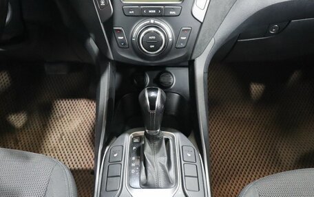 Hyundai Santa Fe III рестайлинг, 2012 год, 1 550 000 рублей, 17 фотография