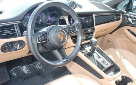 Porsche Macan I рестайлинг, 2022 год, 4 999 999 рублей, 10 фотография