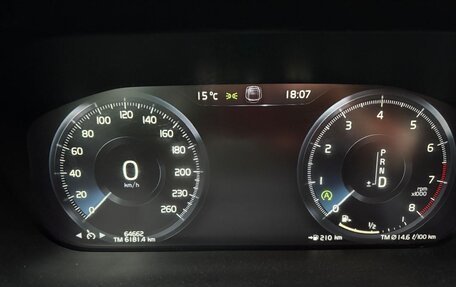 Volvo XC60 II, 2018 год, 3 650 000 рублей, 2 фотография