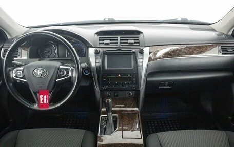 Toyota Camry, 2018 год, 2 129 000 рублей, 12 фотография