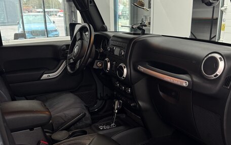 Jeep Wrangler, 2013 год, 2 700 000 рублей, 29 фотография