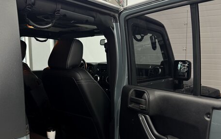 Jeep Wrangler, 2013 год, 2 700 000 рублей, 25 фотография