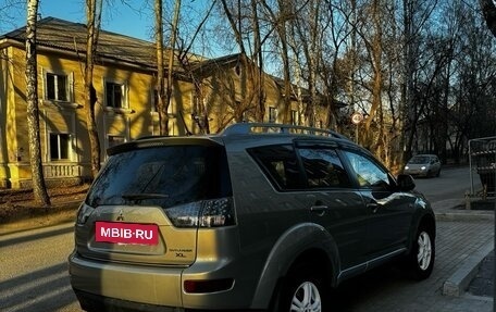 Mitsubishi Outlander III рестайлинг 3, 2007 год, 1 249 000 рублей, 6 фотография