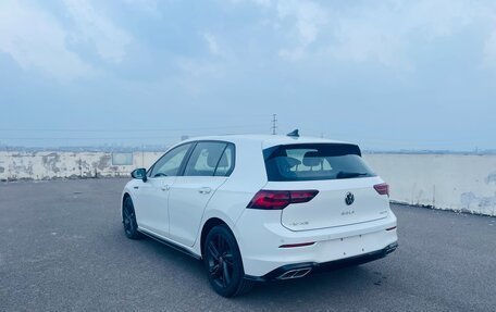 Volkswagen Golf VIII, 2023 год, 2 175 000 рублей, 7 фотография