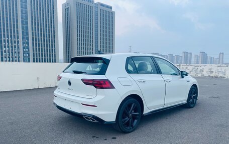 Volkswagen Golf VIII, 2023 год, 2 175 000 рублей, 5 фотография