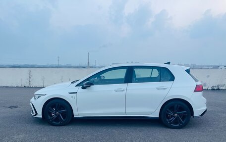 Volkswagen Golf VIII, 2023 год, 2 175 000 рублей, 8 фотография