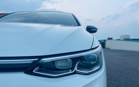 Volkswagen Golf VIII, 2023 год, 2 175 000 рублей, 12 фотография