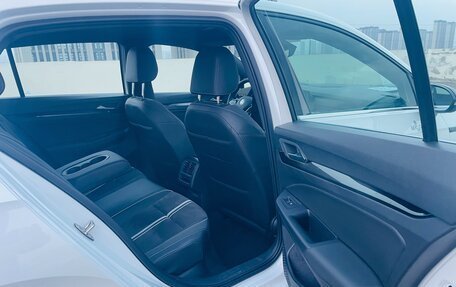 Volkswagen Golf VIII, 2023 год, 2 175 000 рублей, 36 фотография