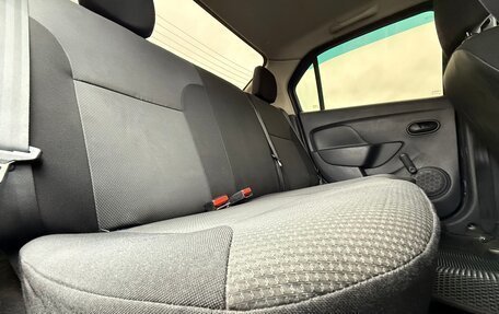 Renault Logan II, 2017 год, 650 000 рублей, 16 фотография