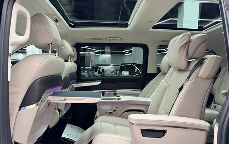 Mercedes-Benz V-Класс, 2025 год, 14 300 000 рублей, 21 фотография