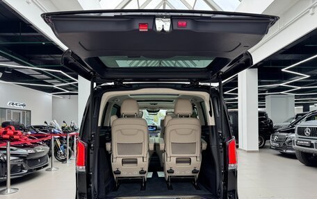 Mercedes-Benz V-Класс, 2025 год, 14 300 000 рублей, 28 фотография