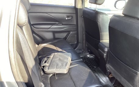 Mitsubishi Outlander III рестайлинг 3, 2012 год, 1 250 000 рублей, 8 фотография