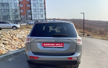 Mitsubishi Outlander III рестайлинг 3, 2012 год, 1 250 000 рублей, 6 фотография