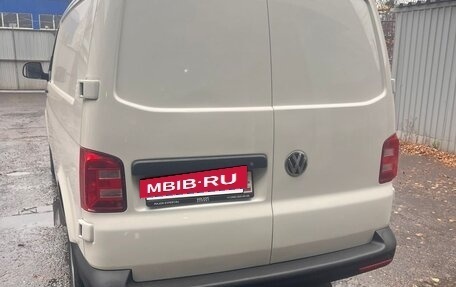 Volkswagen Transporter T6 рестайлинг, 2019 год, 3 500 000 рублей, 7 фотография