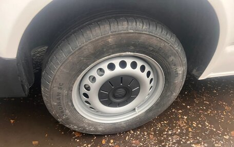 Volkswagen Transporter T6 рестайлинг, 2019 год, 3 500 000 рублей, 18 фотография