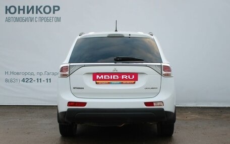 Mitsubishi Outlander III рестайлинг 3, 2013 год, 1 299 000 рублей, 6 фотография