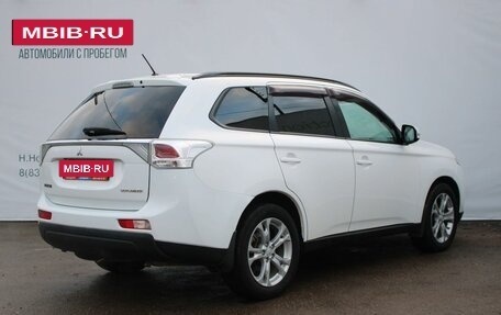 Mitsubishi Outlander III рестайлинг 3, 2013 год, 1 299 000 рублей, 5 фотография